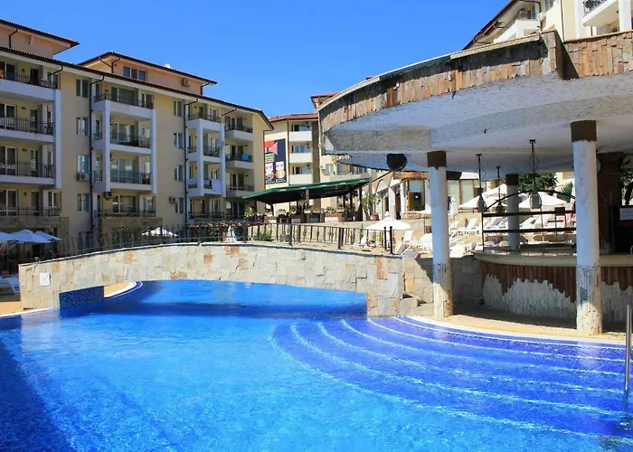 Hills - Official Apart Otel 2*