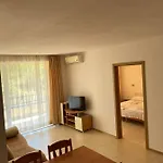 Aparthotel Hills - Official