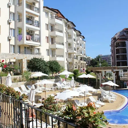 Hills - Official Lägenhetshotell Slăntjev Brjag
